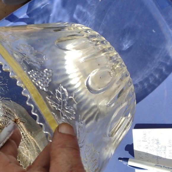 Elegant Cut Glass Grape Pattern Decorative Bowl 64oz. - Picture 3 of 3